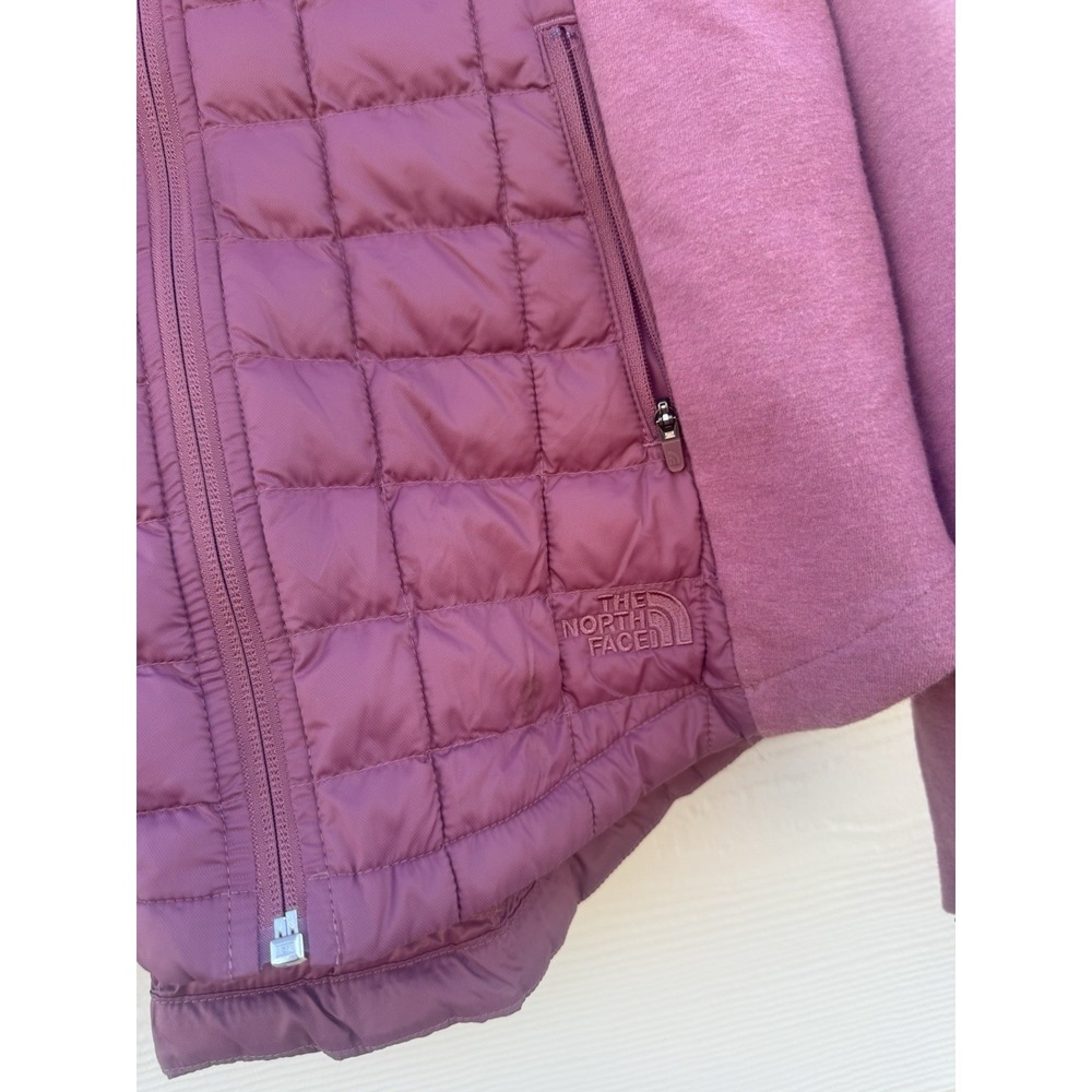 The North Face Endeavor Thermoball Quilted Hybrid Jacket Womens Plum Size Small - Picture 3 of 11